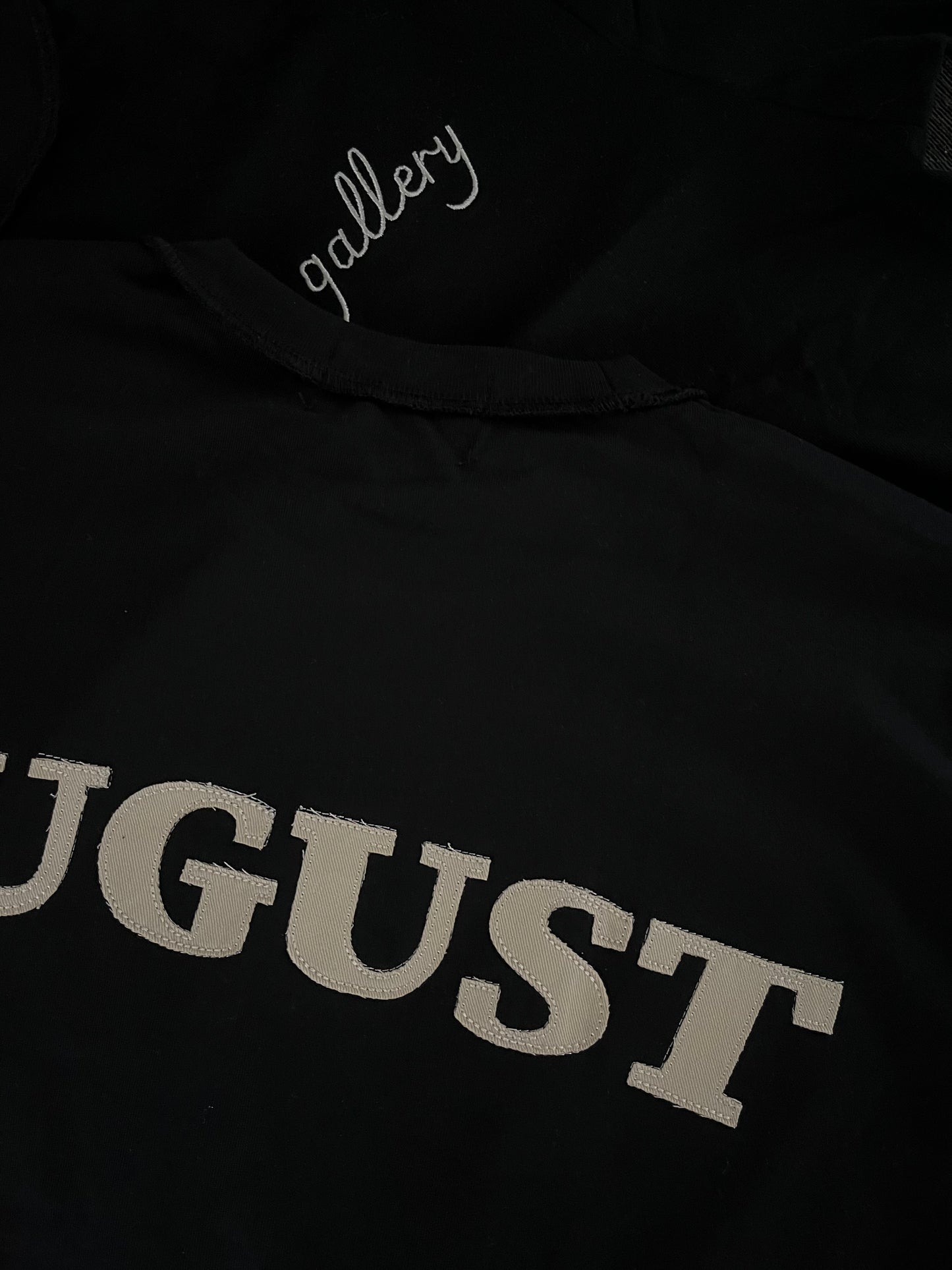 Signature Applique Tee (BLACK)